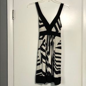 Forever 21 Dressy Top, Size Large w/Bra Pads